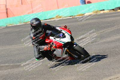 media/Oct-15-2022-TrackXperience (Sat) [[8f70b8b0be]]/Group 2/session 2 turn 3 and 4/